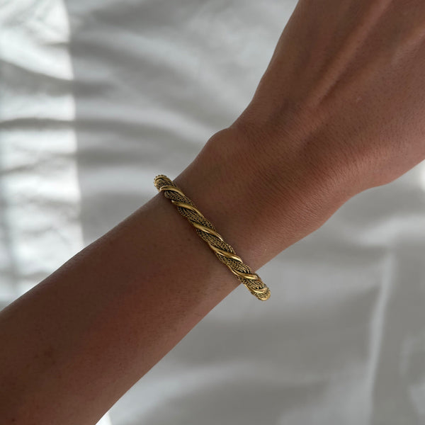 Twist & Turn Bangle